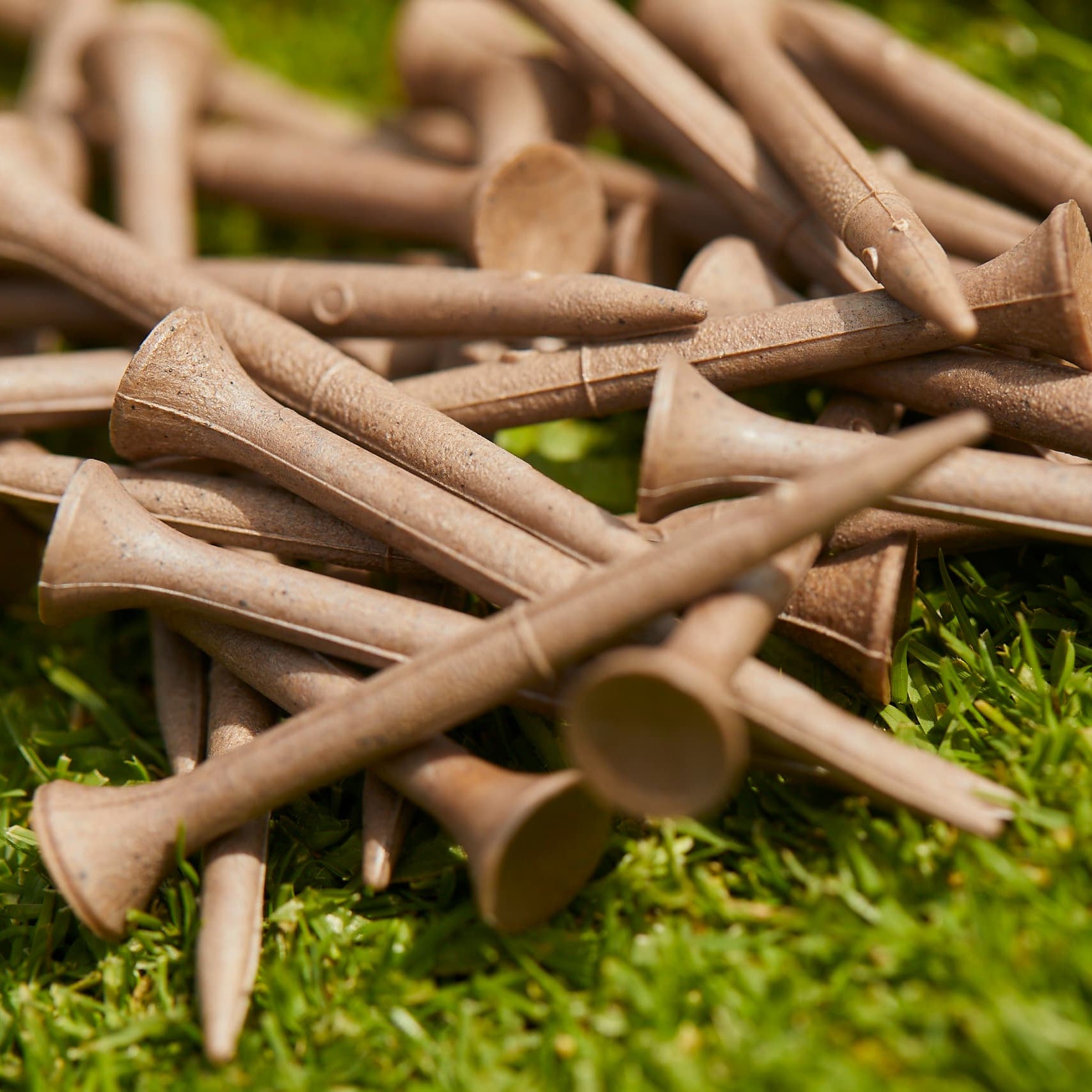 GreenUp Golf tees made from used coffee grounds. Eco friendly and biodegradable